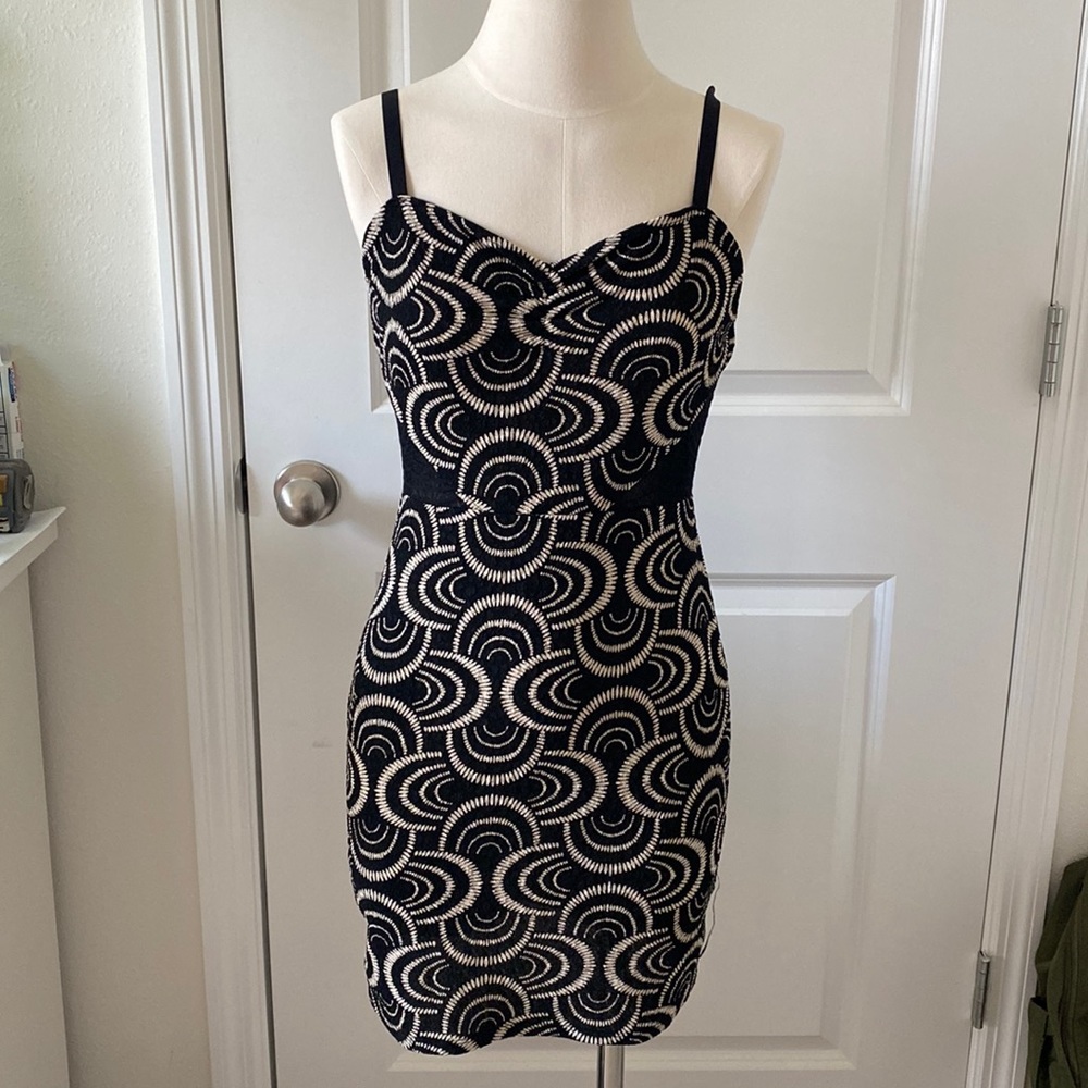 Funky swirl 🌀 Free People Mini Dress
